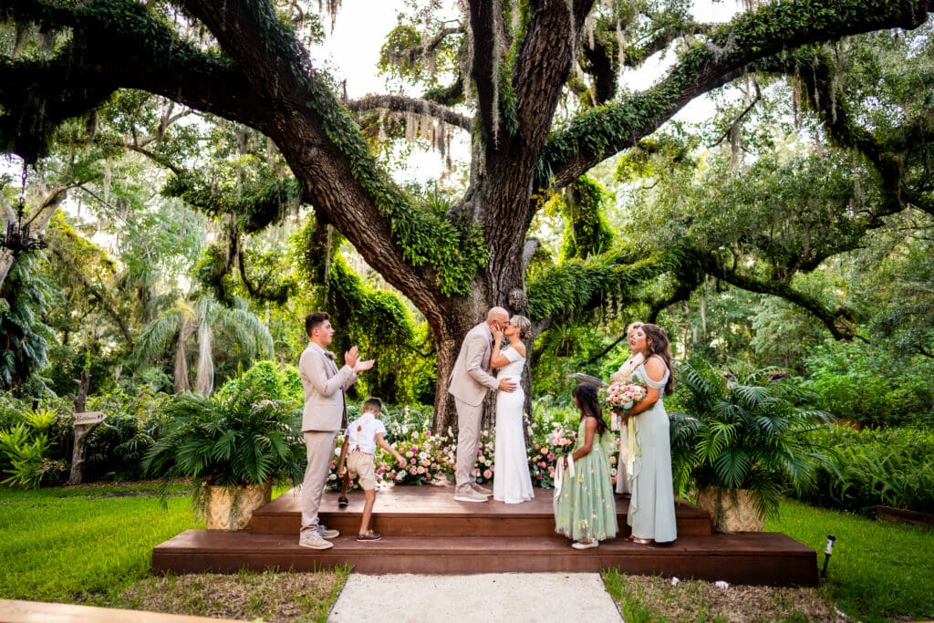 Del Favero Oasis Elopement 